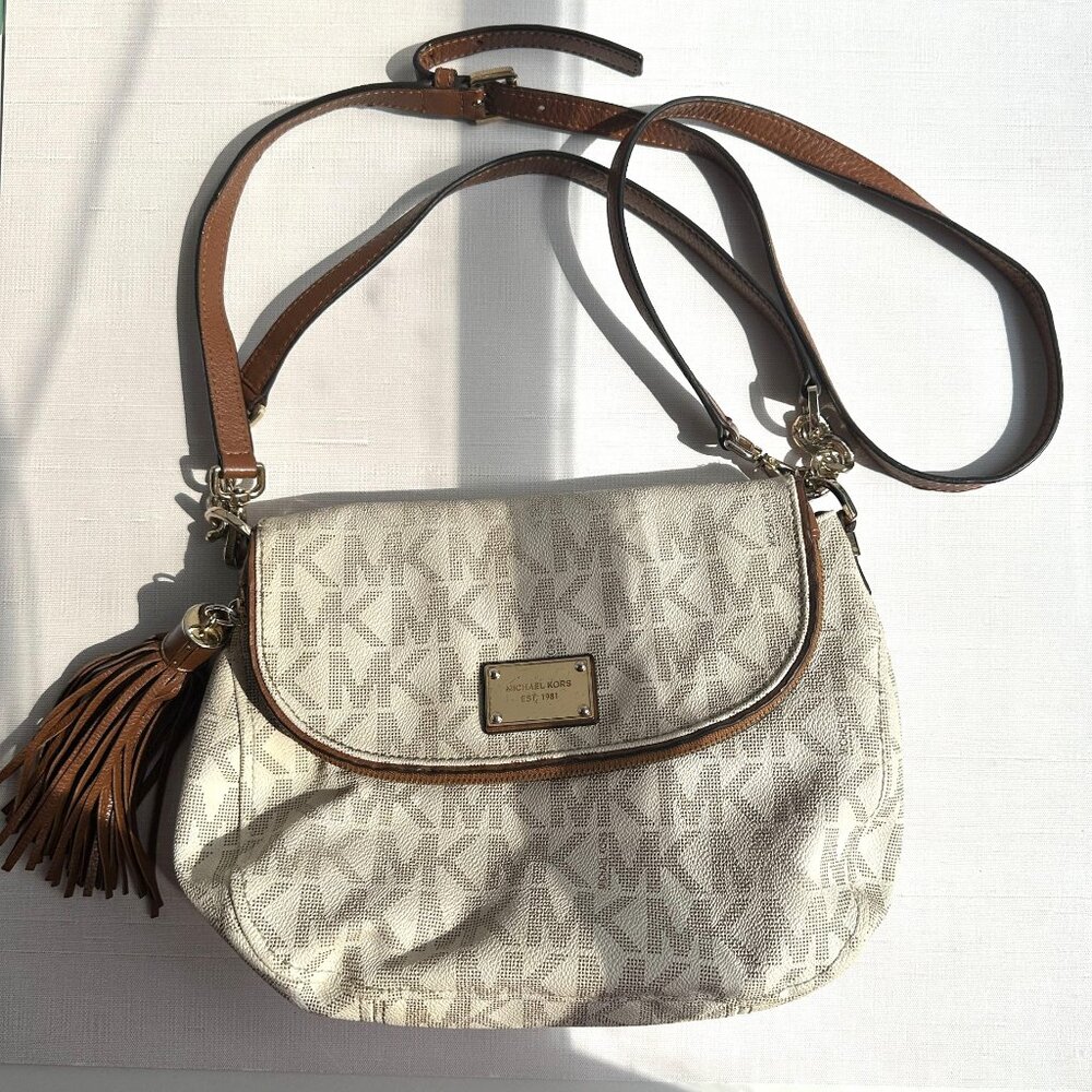 Michael Kors Bradford Crossbody MK Logo Flap Bag Beige/Brown Adjustable Strap - Picture 9 of 16